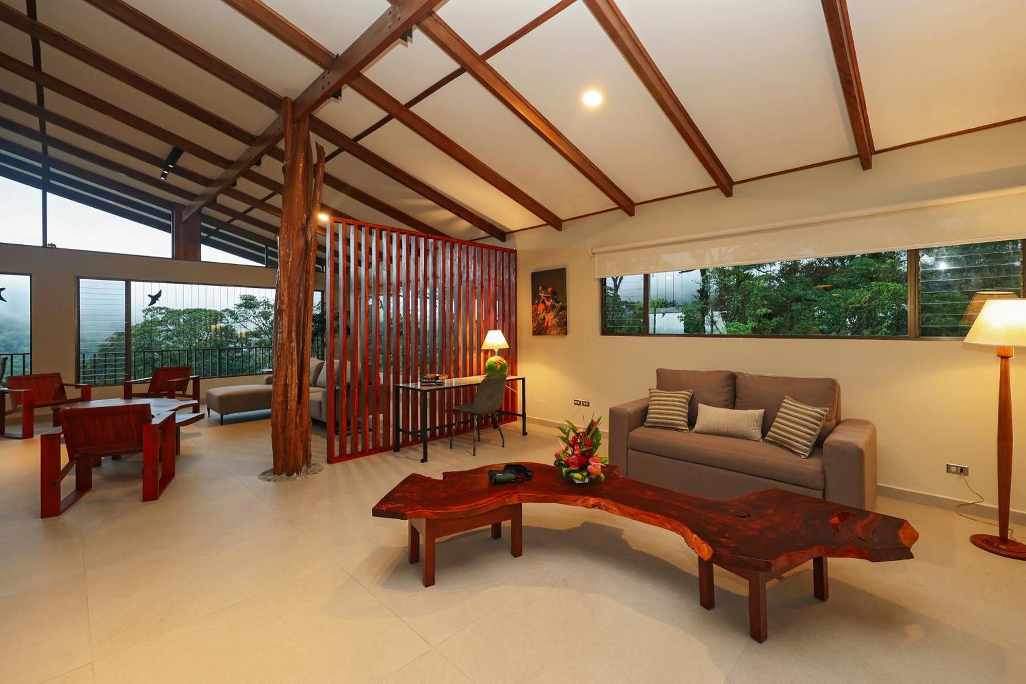 Lodge Arenal Observatory & Trails